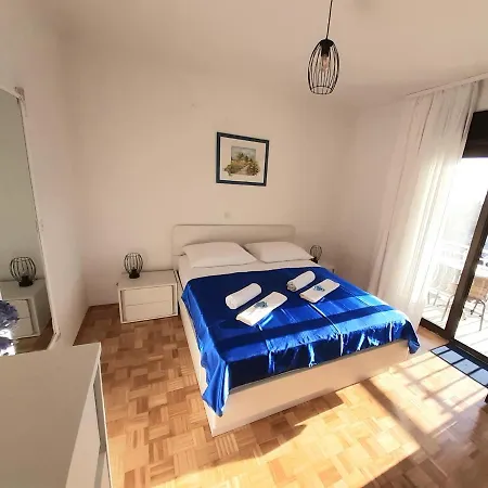 Alba Apartamento *