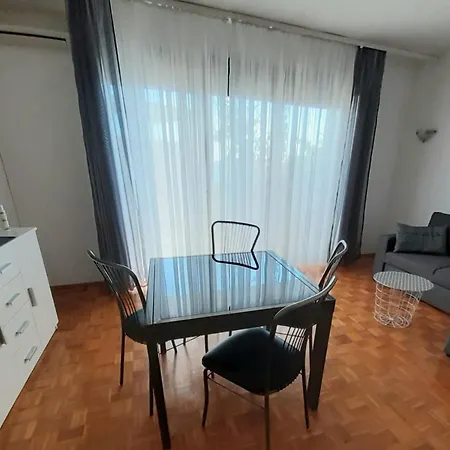 아파트 Alba Familien-und Individualfreundlich Mit Meerblick Und Parkplatz *