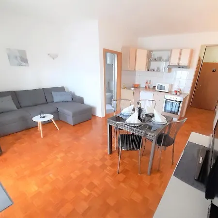 Alba Familien-und Individualfreundlich Mit Meerblick Und Parkplatz