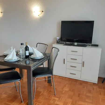 Alba Familien-und Individualfreundlich Mit Meerblick Und Parkplatz 아파트 포드스트라나