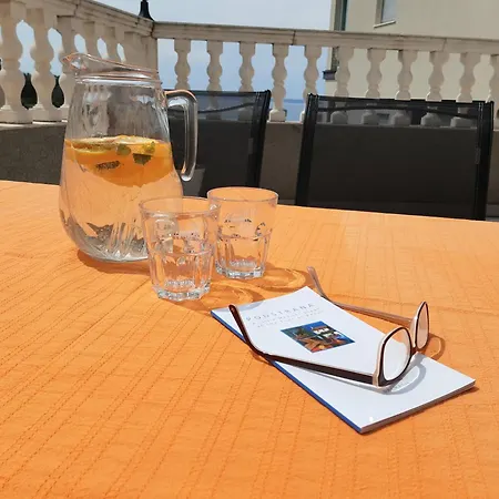 شقة Apartments Alba Podstrana Familien-Und Individualfreundlich Mit Meerblick Und Parkplatz