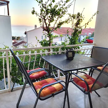 Apartments Alba Podstrana Familien-Und Individualfreundlich Mit Meerblick Und Parkplatz *