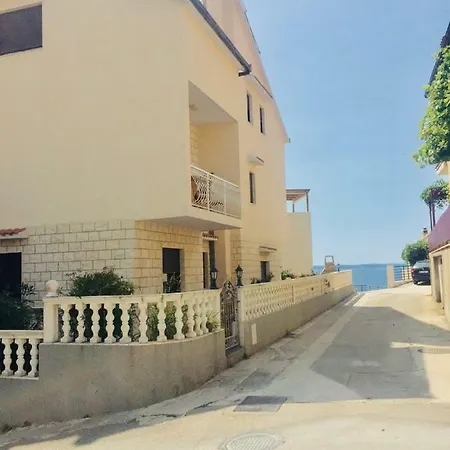 아파트 Alba Familien-und Individualfreundlich Mit Meerblick Und Parkplatz