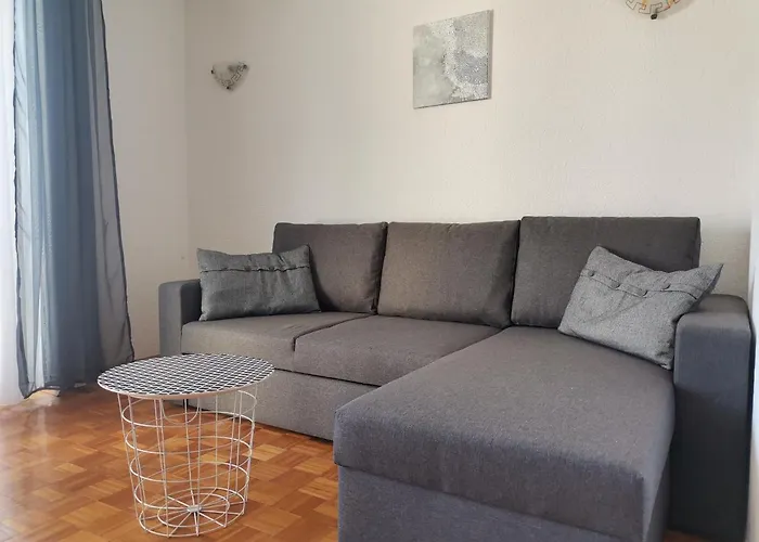 Apartments Alba Podstrana Familien-Und Individualfreundlich Mit Meerblick Und Parkplatz شقة