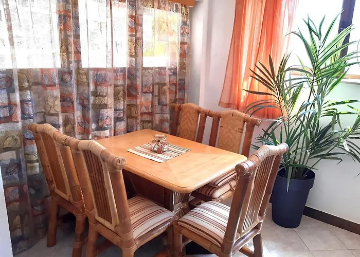 Apartments Alba Podstrana Familien-Und Individualfreundlich Mit Meerblick Und Parkplatz شقة