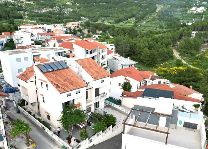 Apartments Alba Podstrana Familien-Und Individualfreundlich Mit Meerblick Und Parkplatz شقة