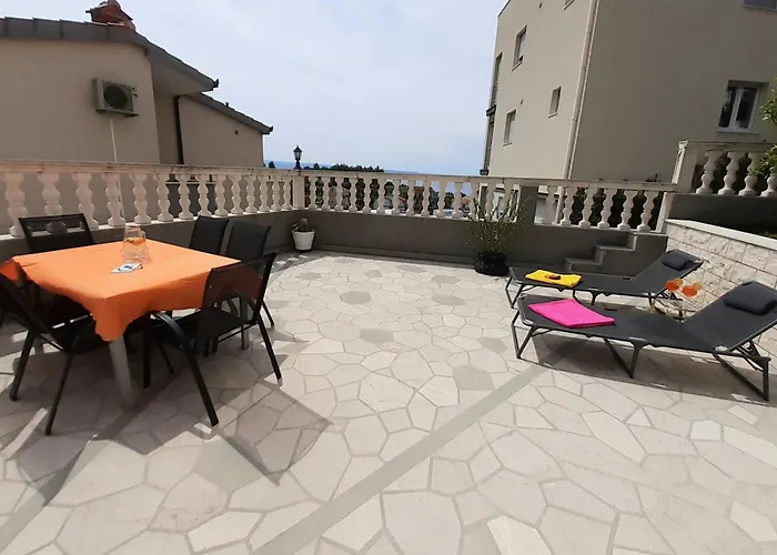 Apartments Alba Podstrana Familien-Und Individualfreundlich Mit Meerblick Und Parkplatz شقة بودْسْتغانا