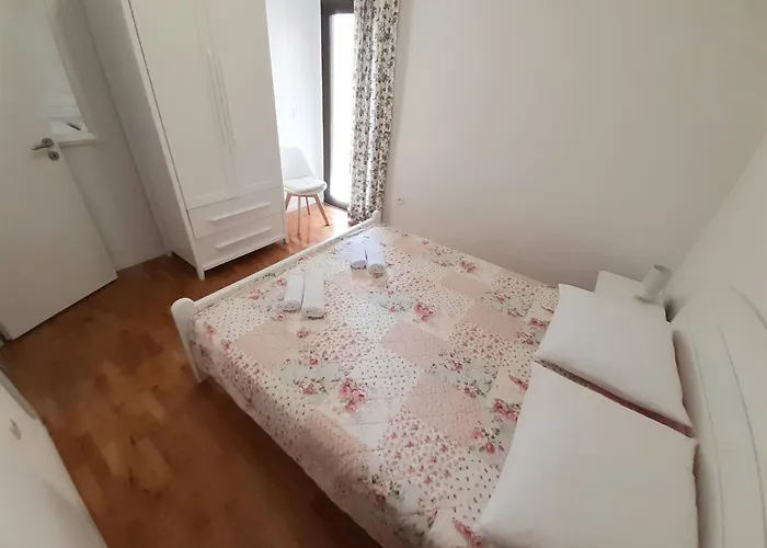 Apartments Alba Podstrana Familien-Und Individualfreundlich Mit Meerblick Und Parkplatz *