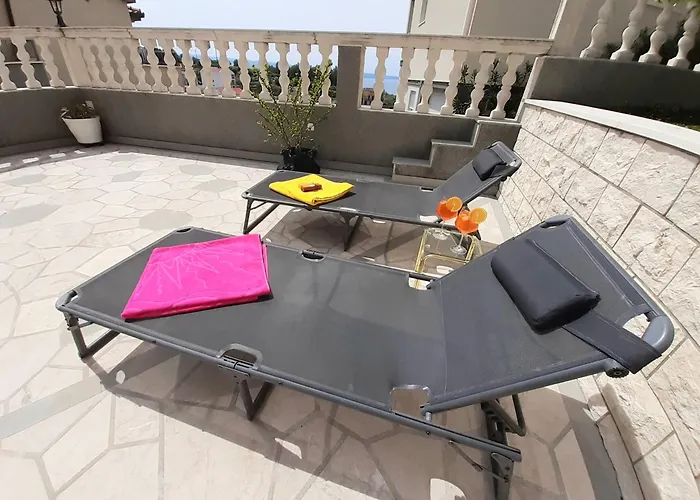 شقة Apartments Alba Podstrana Familien-Und Individualfreundlich Mit Meerblick Und Parkplatz بودْسْتغانا