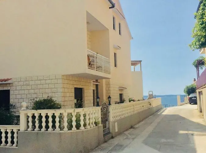 شقة Apartments Alba Podstrana Familien-Und Individualfreundlich Mit Meerblick Und Parkplatz